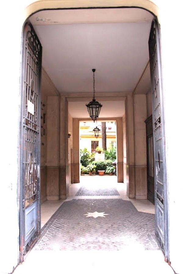 Deluxe One Bedroom Apartment, Perfect Location, Air Cond Apartamento