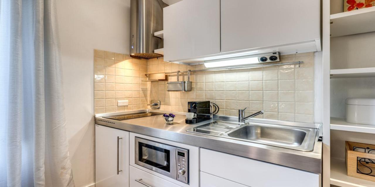 Apartamento Deluxe One Bedroom Apartment, Perfect Location, Air Cond